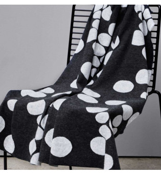 Kuscheljacquard About A Dot black